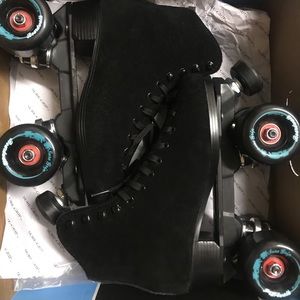 SOLD!!Sure Grip Boardwalk skates.